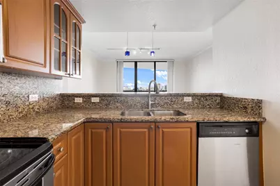2301 SW 27th Ave #1102, Miami, FL 33145 - Photo 9