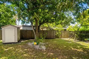 2200 Alcazar Dr, Miramar, FL 33023 - Photo 17