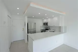 4550 NW 9th St, Miami, FL 33126 - Photo 3