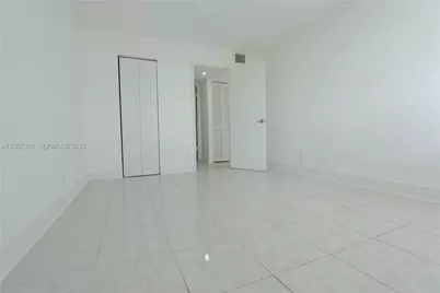 4550 NW 9th St #418, Miami, FL 33126 - Photo 7
