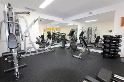 4550 NW 9th St #418, Miami, FL 33126 - Photo 13