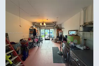 360 B N Lakewood Cir E, Margate, FL 33063 - Photo 7