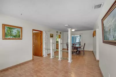 267 E 56th St, Hialeah, FL 33013 - Photo 9