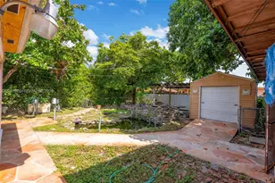 267 E 56th St, Hialeah, FL 33013 - Photo 33