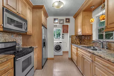 267 E 56th St, Hialeah, FL 33013 - Photo 7
