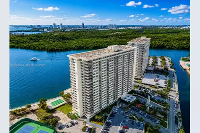 300 Bayview Dr #807, Sunny Isles Beach, FL 33160 - Photo 1
