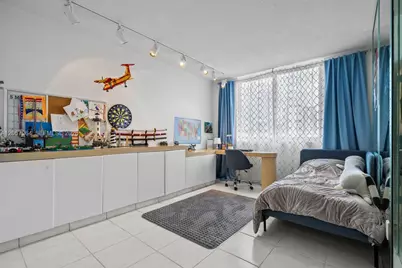 300 Bayview Dr #807, Sunny Isles Beach, FL 33160 - Photo 15