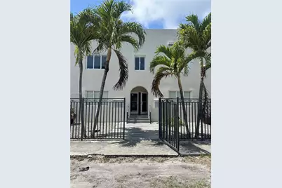 2500 NE 192nd St #6, Miami, FL 33180 - Photo 21