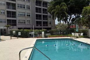 505 Spencer Dr, West Palm Beach, FL 33409 - Photo 1