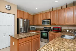 14324 SW 276th Way, Homestead, FL 33032 - Photo 11