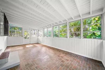 5842 Alton Rd, Miami Beach, FL 33140 - Photo 11