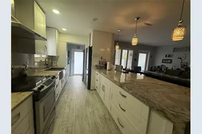 701 SW 4th Ct, Hallandale Beach, FL 33009 - Photo 9