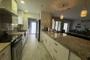701 SW 4th Ct, Hallandale Beach, FL 33009 - Photo 9