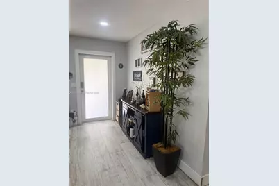 701 SW 4th Ct, Hallandale Beach, FL 33009 - Photo 27