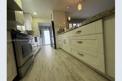 701 SW 4th Ct, Hallandale Beach, FL 33009 - Photo 13