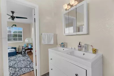2204 SW 11th Ter, Miami, FL 33135 - Photo 11