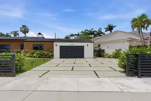 1204 S North Lake Dr, Hollywood, FL 33019 - Photo 3