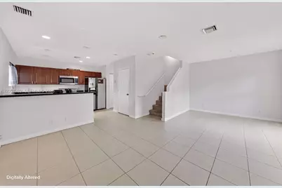 630 NW 10th Ter #4, Fort Lauderdale, FL 33311 - Photo 11