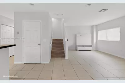 630 NW 10th Ter #4, Fort Lauderdale, FL 33311 - Photo 35