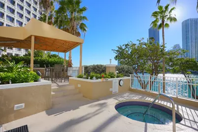 701 Brickell Key Blvd #604, Miami, FL 33131 - Photo 49