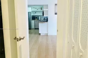 3301 N Country Club Dr, Aventura, FL 33180 - Photo 9