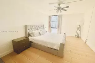 3301 N Country Club Dr, Aventura, FL 33180 - Photo 3