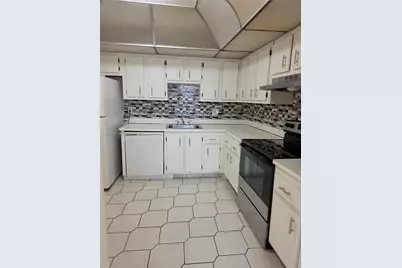 4158 Inverrary Dr #308, Lauderhill, FL 33319 - Photo 3