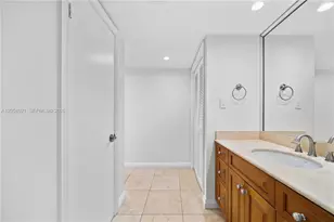 18011 Biscayne Blvd, Aventura, FL 33160 - Photo 9