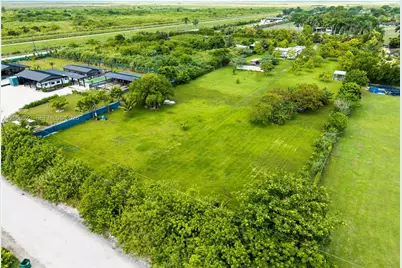 166550 SW 209 St, Miami, FL 33187 - Photo 19