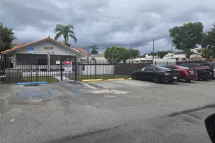 14835 SW 80th St, Miami, FL 33193 - Photo 9