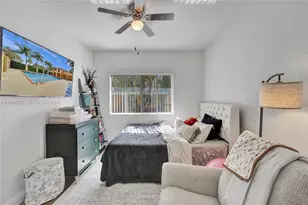 1315 N Santa Catalina Cir, North Lauderdale, FL 33068 - Photo 31
