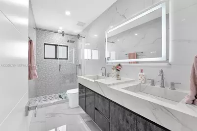 8820 SW 182nd Ter, Palmetto Bay, FL 33157 - Photo 17