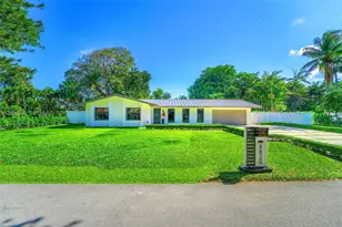 8820 SW 182nd Terrace, Palmetto Bay, FL 33157 - Photo 1