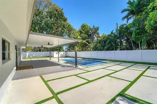 8820 SW 182nd Terrace, Palmetto Bay, FL 33157 - Photo 3