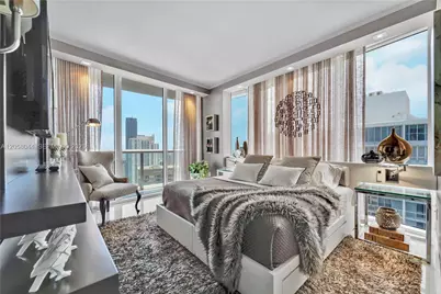 475 Brickell Ave #5013, Miami, FL 33131 - Photo 1