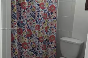 9688 Fontainebleau Blvd, Miami, FL 33172 - Photo 9