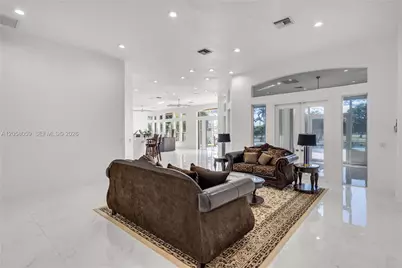 2161 SW 131st Ter, Davie, FL 33325 - Photo 9