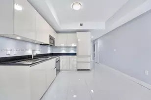 1010 Brickell Ave, Miami, FL 33131 - Photo 13