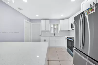 357 Phippen Waiters Rd #1-2, Dania Beach, FL 33004 - Photo 3