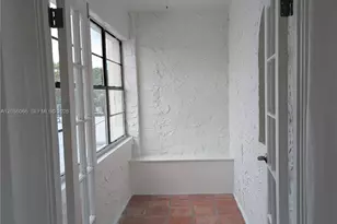 934 Michigan Ave, Miami Beach, FL 33139 - Photo 11
