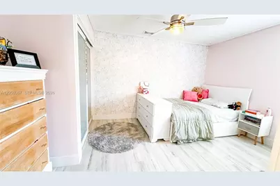 18795 NW 24th Ct, Pembroke Pines, FL 33029 - Photo 15