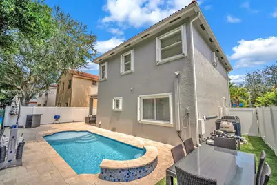 7565 NW 19th Dr, Pembroke Pines, FL 33024 - Photo 45