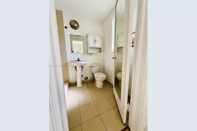 2830 Pine Tree Dr #1, Miami Beach, FL 33139 - Photo 13