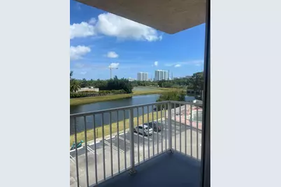 16465 NE 22nd Ave #419, North Miami Beach, FL 33160 - Photo 3