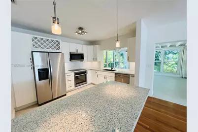 1116 Biarritz Dr, Miami Beach, FL 33141 - Photo 7