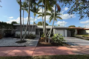 1116 Biarritz Dr, Miami Beach, FL 33141 - Photo 25