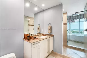 1000 S Pointe Dr, Miami Beach, FL 33139 - Photo 17