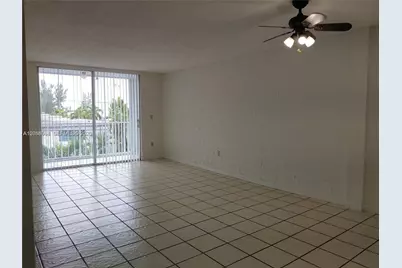 7705 Abbott Ave #304, Miami Beach, FL 33141 - Photo 17