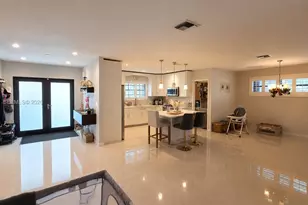 565 NE 179th Dr, North Miami Beach, FL 33162 - Photo 3