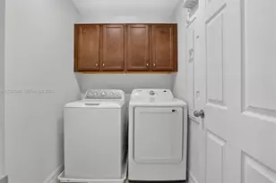 8565 Lamppost, Other City - In The State Of Florida, FL 32832 - Photo 31